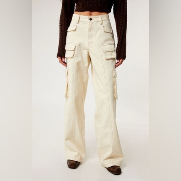 PacSun Pants - Pacsun NWT Cream Vanilla 90's Baggy Cargo Pants